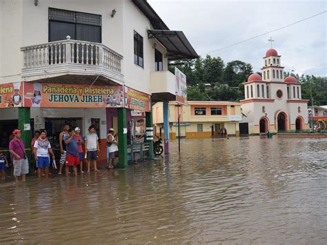 2 Mil Personas Afectadas Dejan Las Inundaciones El Diario Ecuador