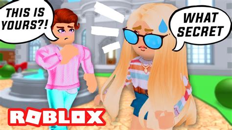 I Found My Girlfriends Secret Mansion Bloxburg Roblox Roleplay Youtube