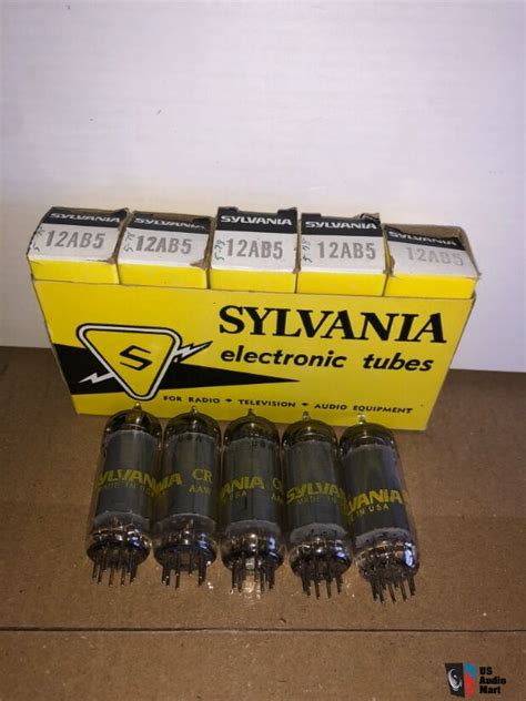 Vacuum Tubes Nos Vintage Over 200 Photo 4468846 Us Audio Mart