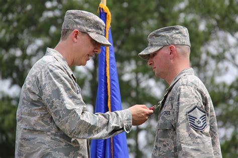 Through Airmen S Eyes Airman Receives Bronze Star With Valor Air