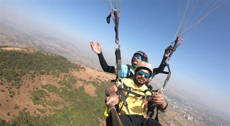 Paragliding In Kamshet | Price, Time & Booking Details