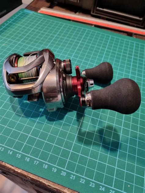 Shimano Scorpion MD 301XGLH BC Reel With Power Handle And Knob Sports