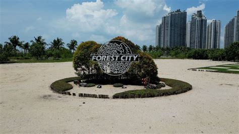 Forest City Inside Malaysias Chinese Built Ghost City Bbc News