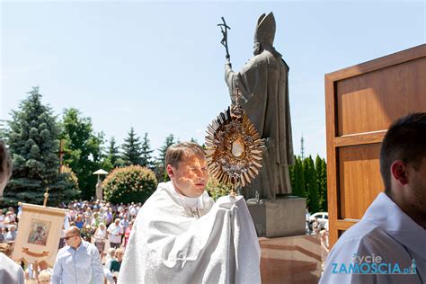 Procesje na Boże Ciało komunikat biskupa diecezjalnego