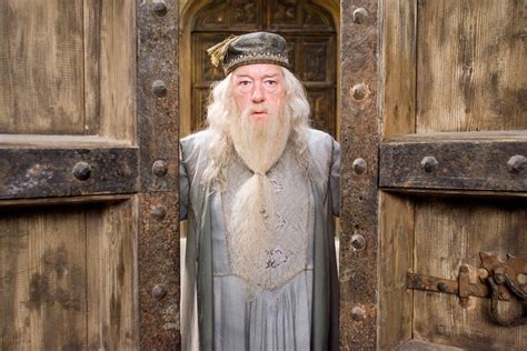 Dumbledore Might Be Openly Gay In The Fantastic Beasts Sequel Glamour