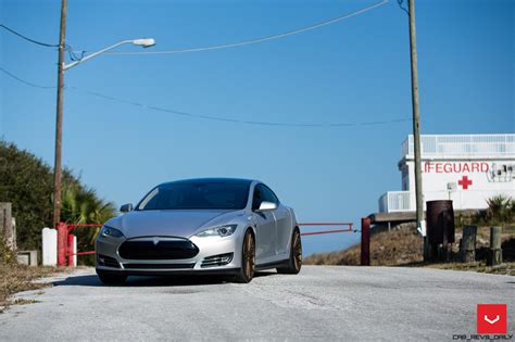 Vossen Vfs 2 Alloys Sex Up Tesla Model S Car Shopping Car Revs