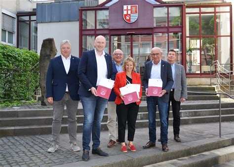 Beseitigung der Hochwasser Schäden im Eifelkreis Bitburg Prüm