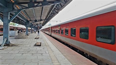 First Lhb Run Of Mumbai Ltt Kochuveli Garibrath Express Brand