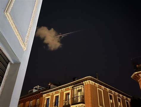 VIDEOS Extrañas luces en el cielo llamaron la atención en varios