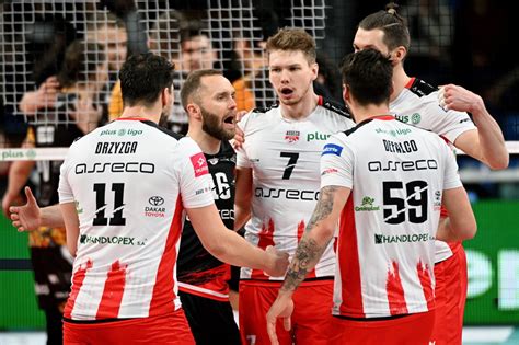 PlusLiga siatkówki Opinie o nowym systemie rywalizacji Przegląd