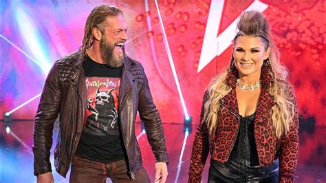 Edge And Beth Phoenix Entrance Raw Jan 3 2022 1080p Youtube