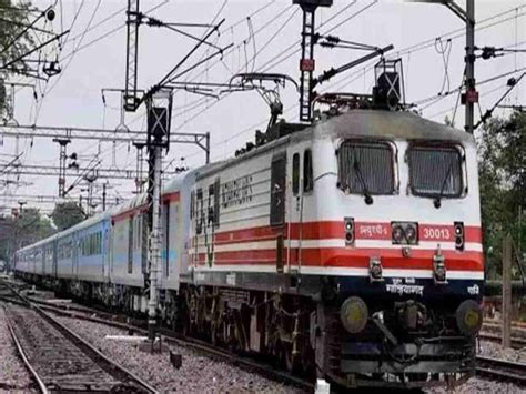 Indian Railways To Run Puja Special Train From Bihar To Anand Vihar