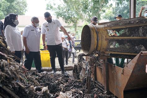 3 Pasar Di Medan Dicanangkan Sebagai Percontohan Kawasan Bebas Sampah