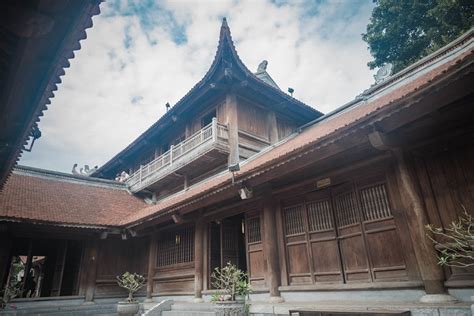 Le Temple De La Littérature Hanoï Un Coin Paisible Avec Des Empreintes