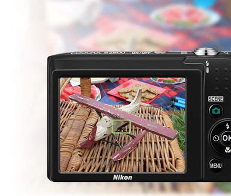 Buy Nikon Coolpix S2800 20.1MP Point and Shoot Camera (Purple) with 5X ...