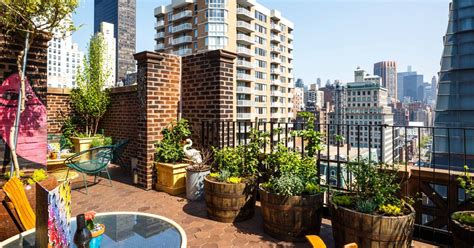 Broken Shaker’s New Rooftop Bar Opens in the Freehand Hotel - Eater NY