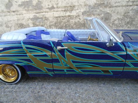 Chevrolet Impala 1965 Convertible Low Rider Hot Wheels 1 18 Scale