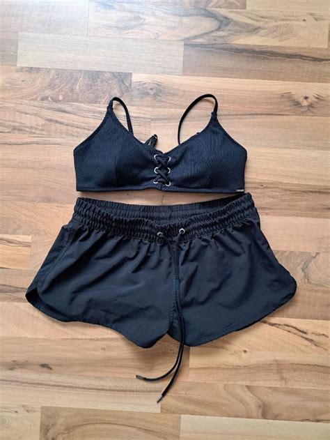 Bikini Oberteil Und Badeshorts S Gebraucht In Waldenburg F R Chf Mit Lieferung Auf