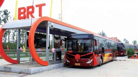 Peshawar Brt Distributes 300000 Plus ‘zu Cards Within Two Weeks