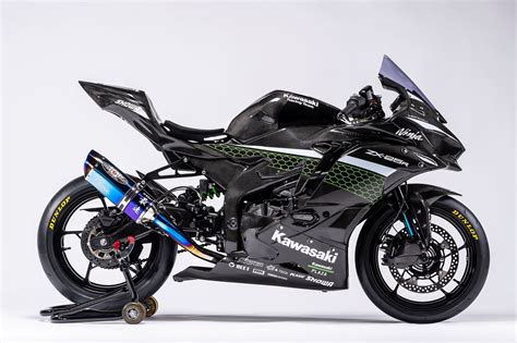 Kawasaki announce race only carbon fibre ZX-25R | Visordown