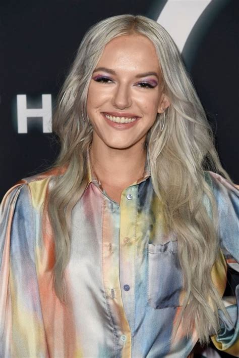 Bria Vinaite – HawtCelebs