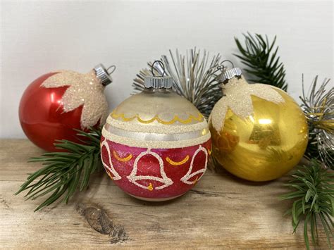 Vintage Christmas Ornaments Glass Mica Gold Red Pink Etsy Christmas Ornaments Vintage