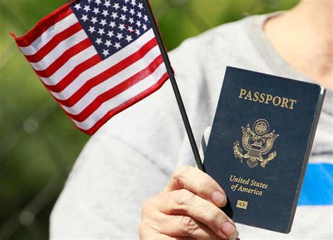 Estados Unidos Emite El Primer Pasaporte Con Género “x”