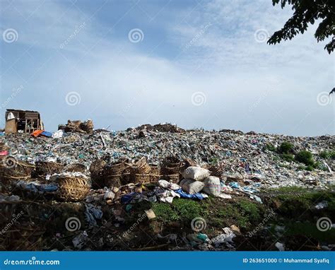 Open Dumping Site Editorial Image Image Of Dumping 263651000