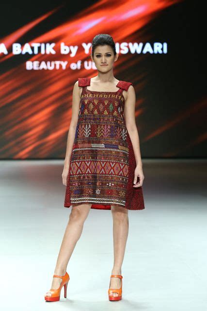 31 Model Baju Dress Dari Ulos Batak Ide Terbaru