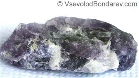 Catalog of minerals (Vsevolod Bondarev - a Person, a Scientist, a Teacher)