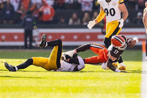 Browns Vs Steelers A Breakdown Of Dtrs Qb Sweep Helped With Afc North