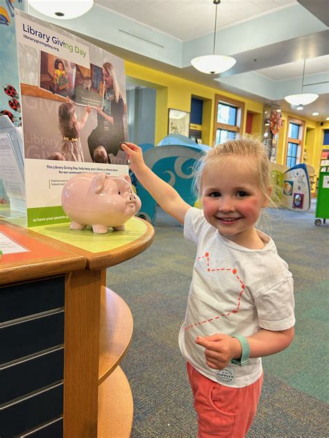 Redwood City Libraries Mark National Library Week Redwood City Pulse