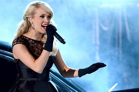 Carrie Underwood Putting Out Live Dvd Of The Blown Away Tour