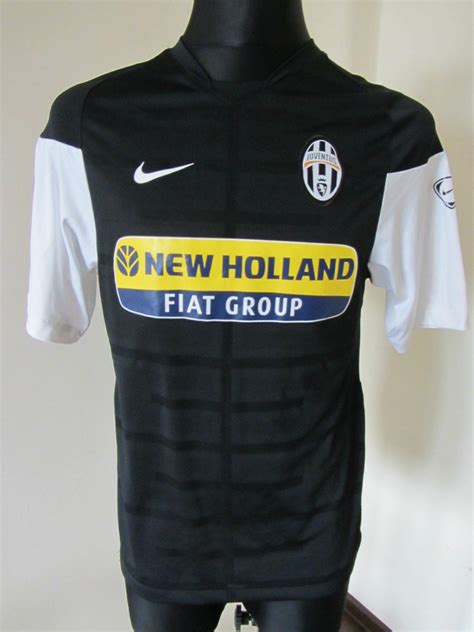 Juventus Third Football Shirt