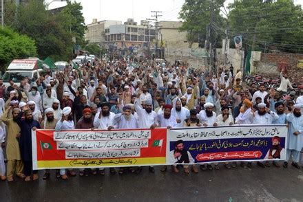 Pakistani Activists Sunni Tehreek Religious Group Editorial Stock Photo