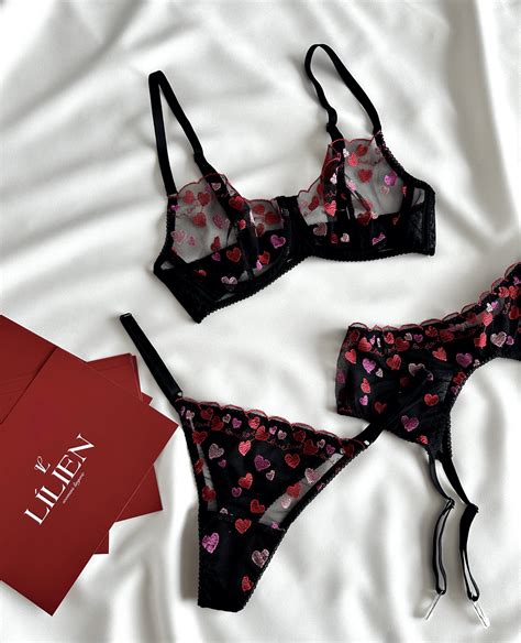 Lilien Lingerie интернет магазин нижнего белья ручной работы из Санкт Петербурга