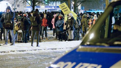 München Polizei zieht erste Bilanz zu Corona Demos am Mittwoch