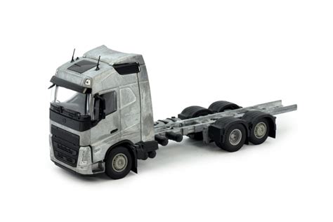 Tekno Volvo Fh Globetrotter X Short Rigid Chassis Kit