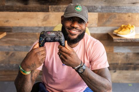 دسته Ps5 Lebron James Limited Edition گیم باکس