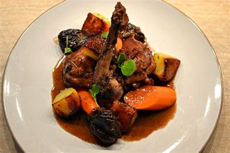 Lapin Aux Pruneaux Et Au Vin Rouge La Recette Facile Faite Maison