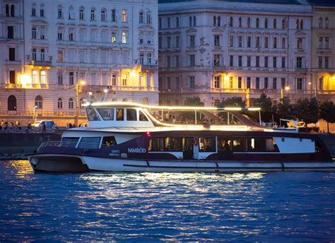 Budapest Unlimited Prosecco And Wine Sightseeing Cruise No Booking