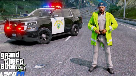 Rainy Day In The City With The California Highway Patrol GTA 5 LSPDFR