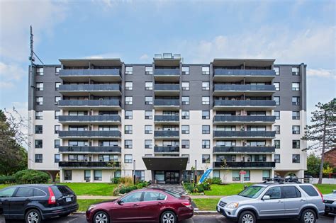 Rentalsca 4222 Bathurst Street Toronto On For Rent