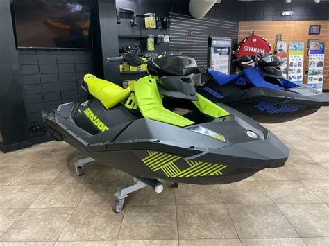 New 2023 Sea Doo Waverunner SparkTRIXX 33064 Deerfield Beach Boat Trader