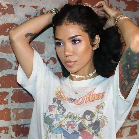 Jhen Aiko Efuru Chilombo Jheneaiko Instagram Photos And Videos