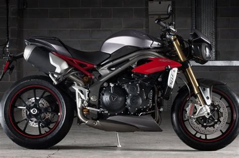 Triumph Speed Triple R Prezzo Scheda Tecnica E Foto Dueruote