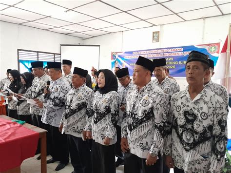 Perayaan Dan Semangat Baru Dalam Pelantikan Pengurus Cabang Pgri