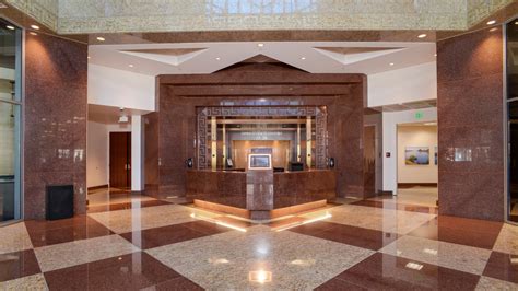 Lobby Capitol Mall Sacramento Ca