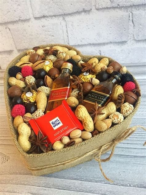 Pin by Инна Морозова on Подарки | Tea cup gift basket, Wine gift ...