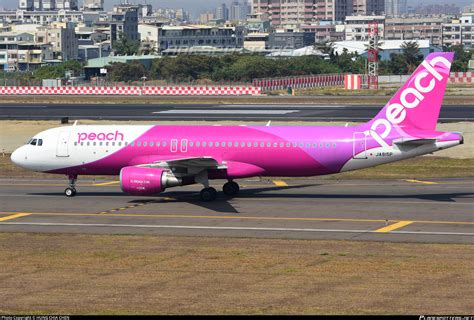 JA815P Peach Airbus A320 214 Photo By HUNG CHIA CHEN ID 921864